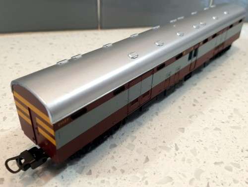 Lima Baggage coach new with Lima couplers boxed