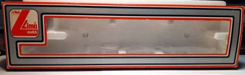Suburban coach Lima 3rd class new with Kadee couplers in Lima box