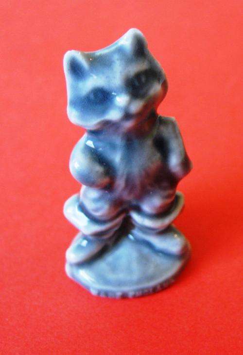 PERFECT CONDITION WADE "PUSS IN BOOTS" IN BLUE