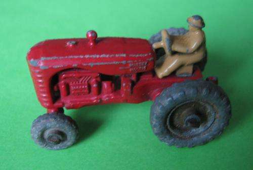 NO 4B-1 MASSEY HARRIS FARM TRACTOR FROM MATCHBOX MOKO LESNEY, ENGLAND