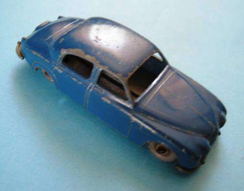 SCARCE NO 65A "JAGUAR" 3.4 LITRE SALOON FROM MATCHBOX LESNEY, ENGLAND. NOT DINKY OR CORGI.