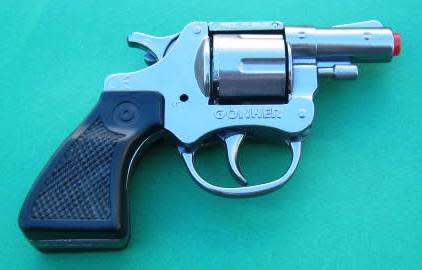 NEW SILVER DIE-CAST METAL 8-SHOT "POLICE" SNUBNOSE REVOLVER FROM GONHER OF SPAIN. NEVER BEEN FIRED!