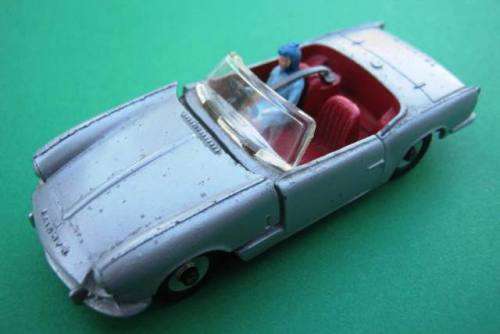 ORIGINAL 1963 DINKY TOY NO 114 "TRIUMPH SPITFIRE" FROM MECCANO, ENGLAND. NOT A CORGI OR A MATCHBOX.