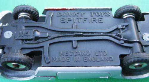 ORIGINAL 1963 DINKY TOY NO 114 "TRIUMPH SPITFIRE" FROM MECCANO, ENGLAND. NOT A CORGI OR A MATCHBOX.