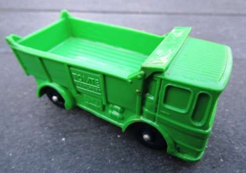 SCARCE AND MINT TOMTE LAERDAL GREEN VINYL/PLASTIC TRUCK. MADE IN STAVANGER, NORWAY. NOT DINKY.