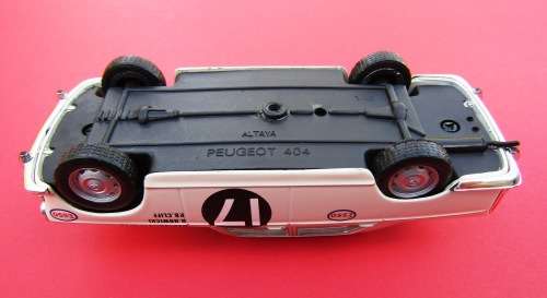 MINT UNBOXED PEUGEOT 404 "EAST AFRICAN (KENYA) RALLY" CAR BY ALTAYA. NOT DINKY OR CORGI.