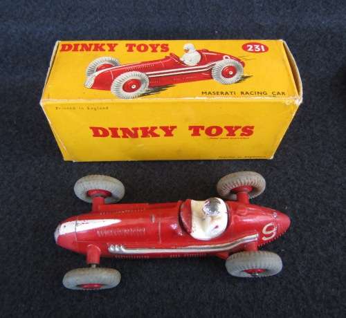 ORIGINAL AND BOXED `MASERATI` FORMULA 1 RACING CAR NO 231 BY MECCANO DINKY OF ENGLAND. NOT CORGI.