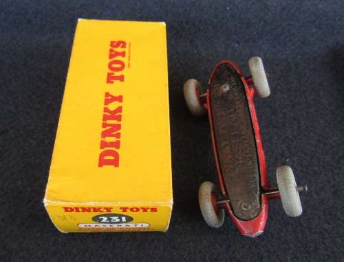 ORIGINAL AND BOXED `MASERATI` FORMULA 1 RACING CAR NO 231 BY MECCANO DINKY OF ENGLAND. NOT CORGI.