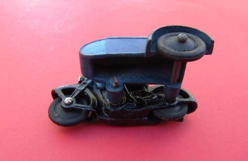 ORIGINAL AND COMPLETE DINKY TOYS DIE-CAST NO 43 B `RAC` MOTORCYCLE IN BLUE FROM ENGLAND. NOT CORGI.
