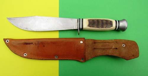 GENUINE `MUNDIAL` HUNTING/CAMPING  KNIFE WITH REAL LEATHER SHEATH. NOT VICTORINOX.