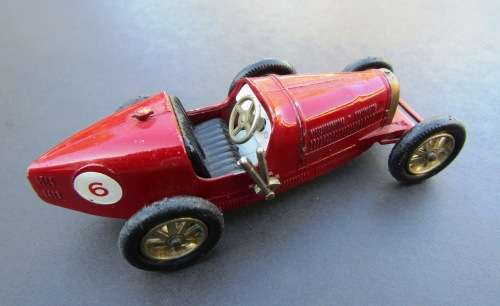RARE VINTAGE DIE-CAST METAL BUGATTI RACER IN RED BY `LESNEY MATCHBOX` FROM ENGLAND. NOT DINKY TOY.