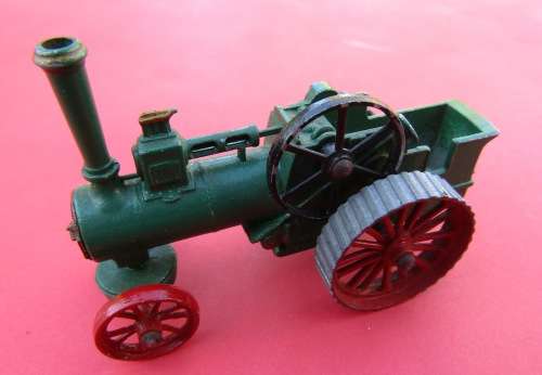 SCARCE VINTAGE DIE-CAST METAL `STEAM TRACTOR` IN GREEN  BY MATCHBOX LESNEY FROM ENGLAND. NOT DINKY.