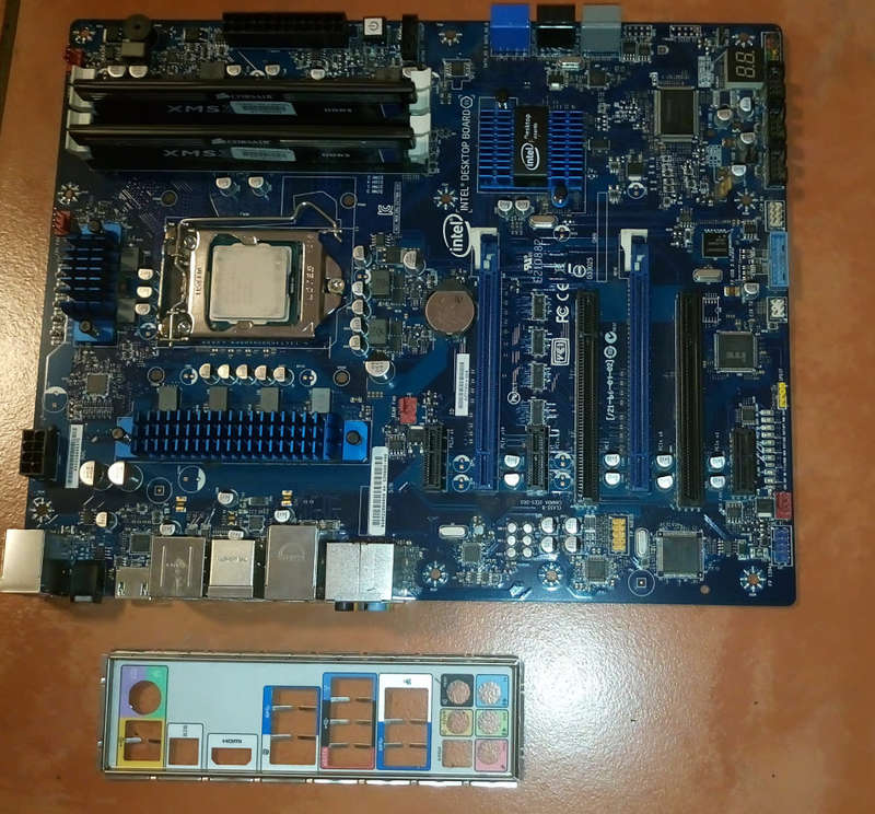 Intel DZ77BH55K LGA 1155 Intel Z77 HDMI, DP, SATA 6Gb/s USB 3.0 ATX Intel Motherboard