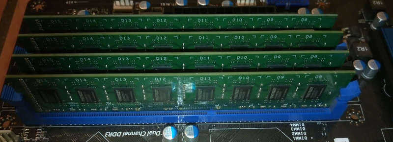 Patriot Signature 16GB (4 x 4GB) PC3-10600 (1333 MHz) DDR3 Desktop Memory PSD34G13332