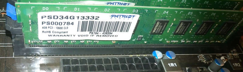 Patriot Signature 16GB (4 x 4GB) PC3-10600 (1333 MHz) DDR3 Desktop Memory PSD34G13332
