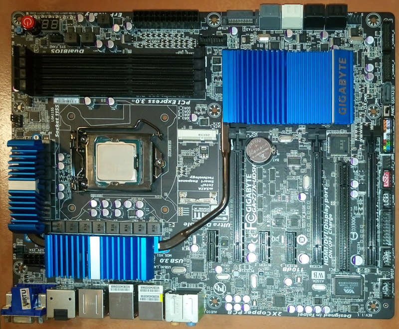 Gigabyte GA-Z77X-UD5H LGA 1155 AMD CrossFireX/NVIDIA SLI Dual LAN Dual UEFI BIOS ATX Motherboard