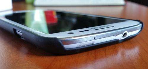 Samsung Galaxy S3 with 4G LTE 2GB RAM i9305 SIII - 16GB Local White