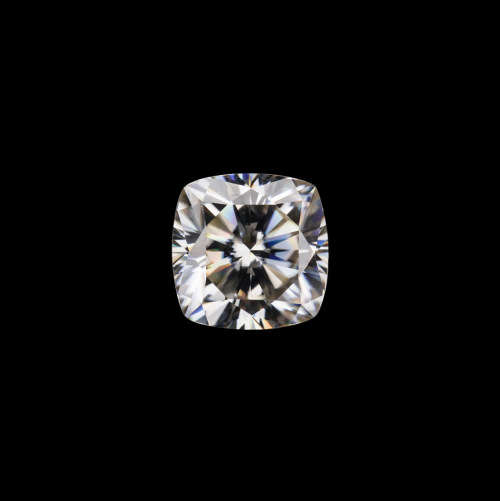 0.865ct Forever Classic Moissanite