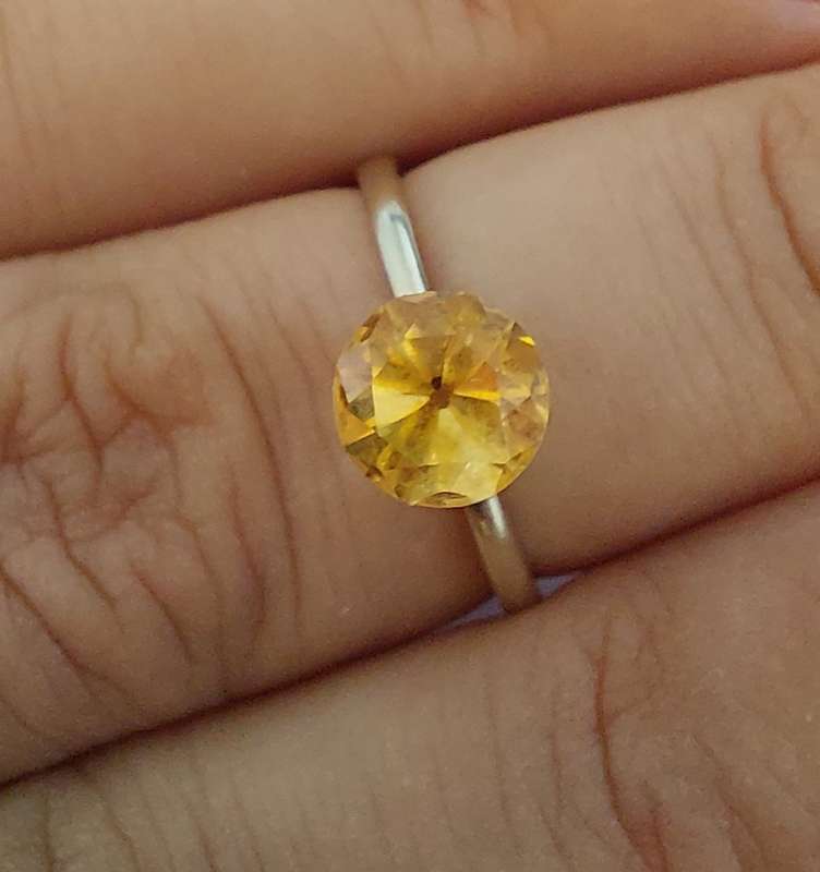 0.15ct Round Citrine
