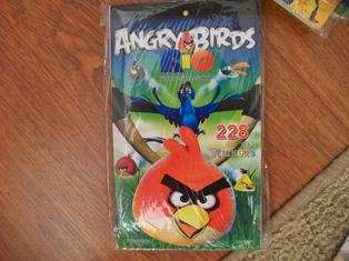 ANGRY BIRD STICKER BOOK - 228 STICKERS IN BOOK