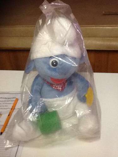 SMURF dancing TOY +-29cm - works with aa batteries not incl - pls read description