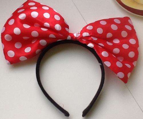minnie mouse ears - ellisband - Red and white big bow - great party favor