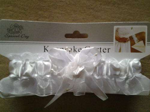 Wedding garter white