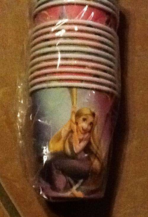 Tangled rapunzel kids party CUPS / GLASSES (10)