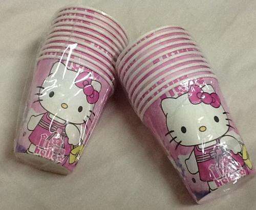 Hello kitty kids party paper CUPS / GLASSES (10)
