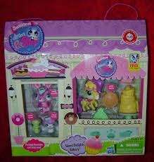 Hasbro littlest petshop multi pet scene pack - sweet delights
