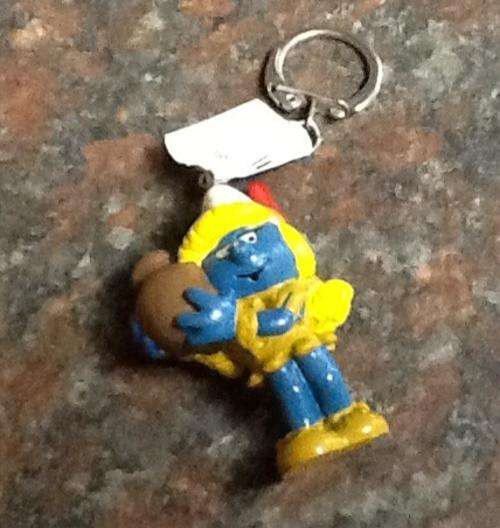 SMURFs plastic figurine 6cm keyring - work for cake toppers - bit dirty from supplier old stock