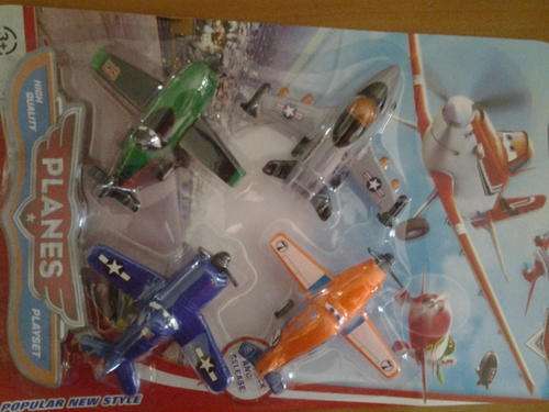 planes set of 4 figurines 6-9cm - great cake toppers