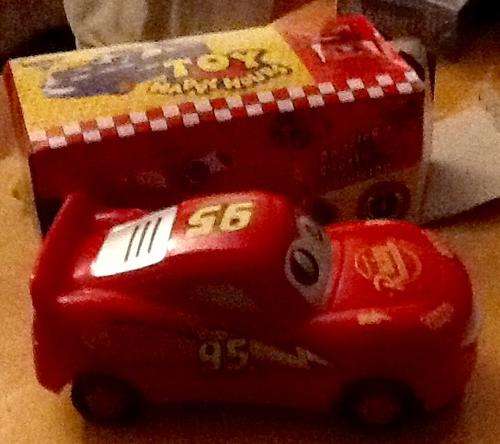 Cars lightning McQueen plastic car 11cm - can be used for cake topper also