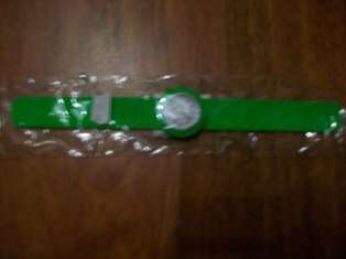 Smacking wrist watch - GREEN