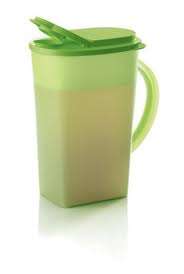 Outdoor dining pitcher / juice jug 3.7L- Tupperware was R140