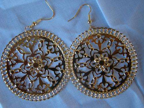 Stunning gold plated earings