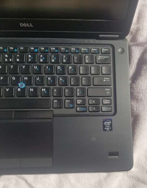 Dell Latitude Ultrabook E7450 || i7 5th Gen || 256 SSD || IMMACULATE CONDITION ||