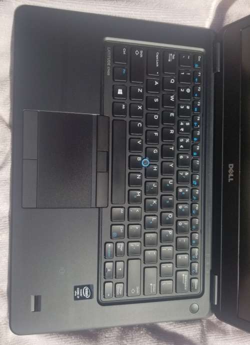Dell Latitude Ultrabook E7450 || i7 5th Gen || 256 SSD || IMMACULATE CONDITION ||