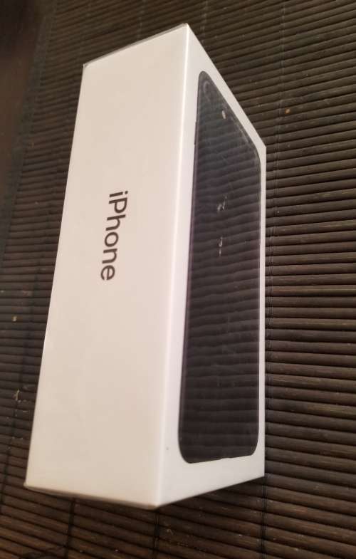 iPhone 7 || 128GB || Jet Black || BRAND NEW BOXED - See Pics