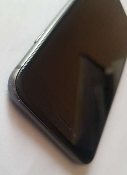 iPhone 8 - 64GB - Space Grey - Very Good Condition