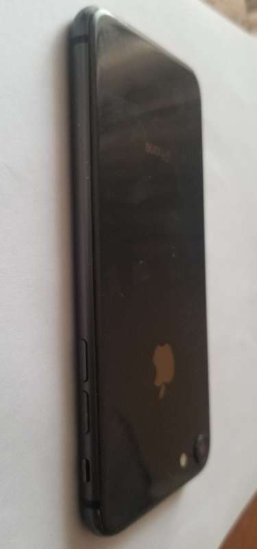 iPhone 8 - 64GB - Space Grey - Very Good Condition
