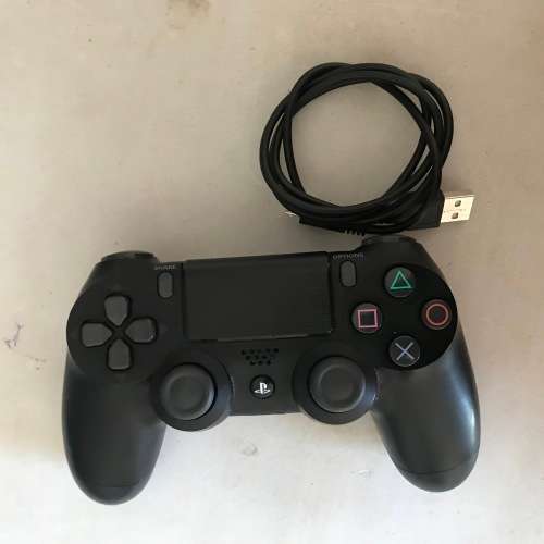 Sony Playstation 4 || 1TB || Black || 2 Controllers || Three Games || Very Good Condition