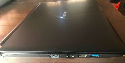 Mecer Ultrabook || Core i3 || 8GB Ram || 500GB HD || Excellent Condition