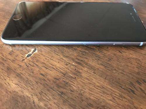 iPhone 6s Plus || 128GB || Space Gray || Mint Condition - Scratchless||