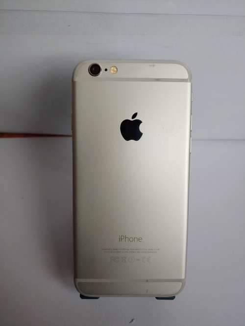 iPhone 6 || 64GB || Silver || Immaculate Condition