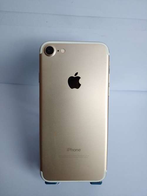 iPhone 7 || 128GB || Gold || Immaculate Condition
