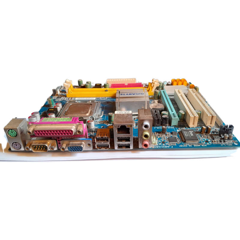 Gigabyte GA-946GCM-S2C Motherboard with Intel Core 2 Duo E6850 CPU