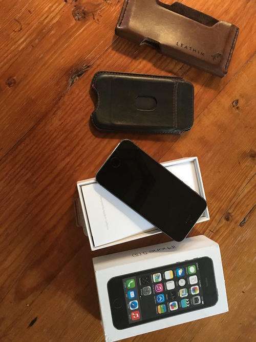 Apple iPhone 5s