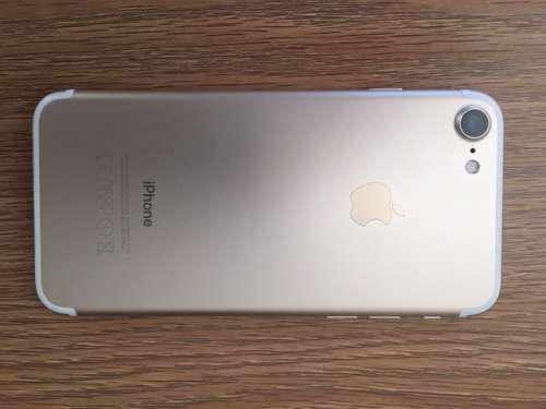 Apple iPhone 7