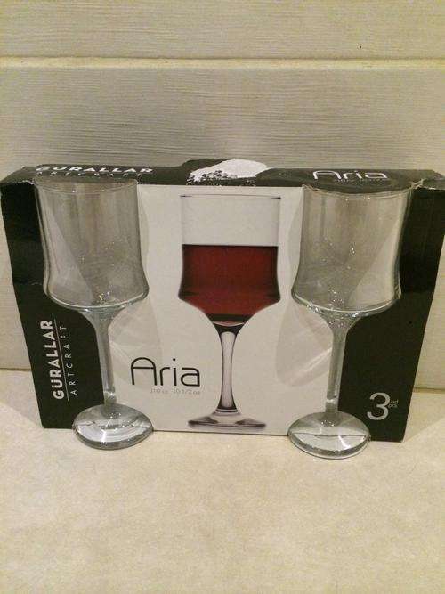 3x stylin' Wine Glasses (340ml)
